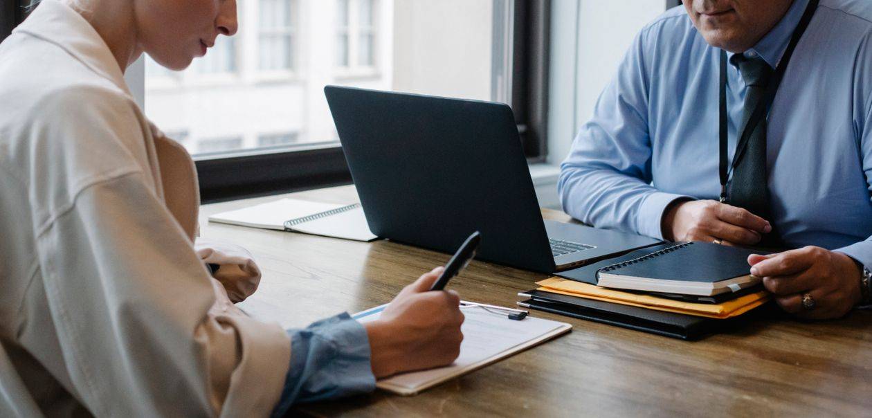 How to convert independent contractors to employees in India